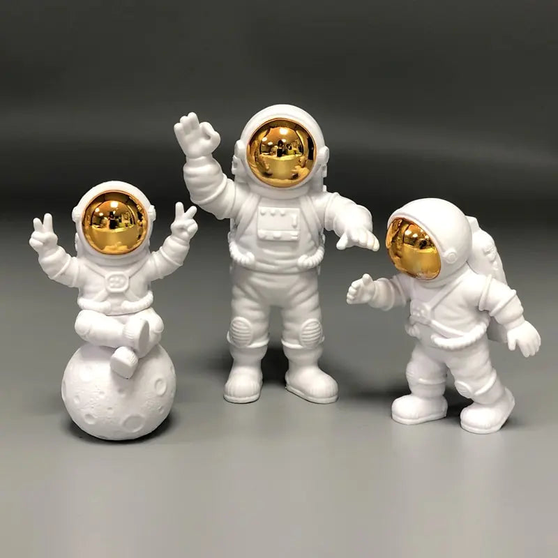 Galactic Glow™ - Astronaut Yellow Moon Night Light