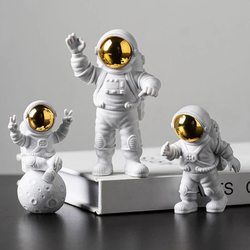 Galactic Glow™ - Astronaut Yellow Moon Night Light